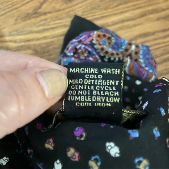 💥5/$25 Crown of hearts skirt in ‎ size medium - Picture 6 of 8